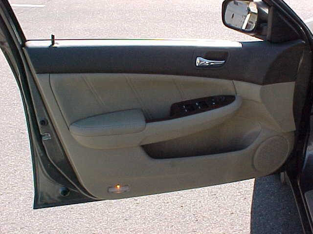 Used 2006 Honda Accord EX-L image 24