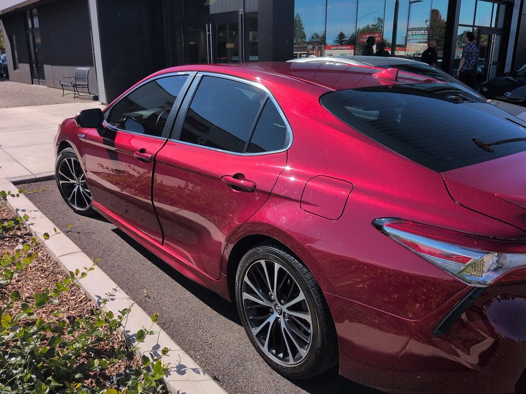 Used 2018 Toyota Camry SE w/ Audio Package FWD image 6