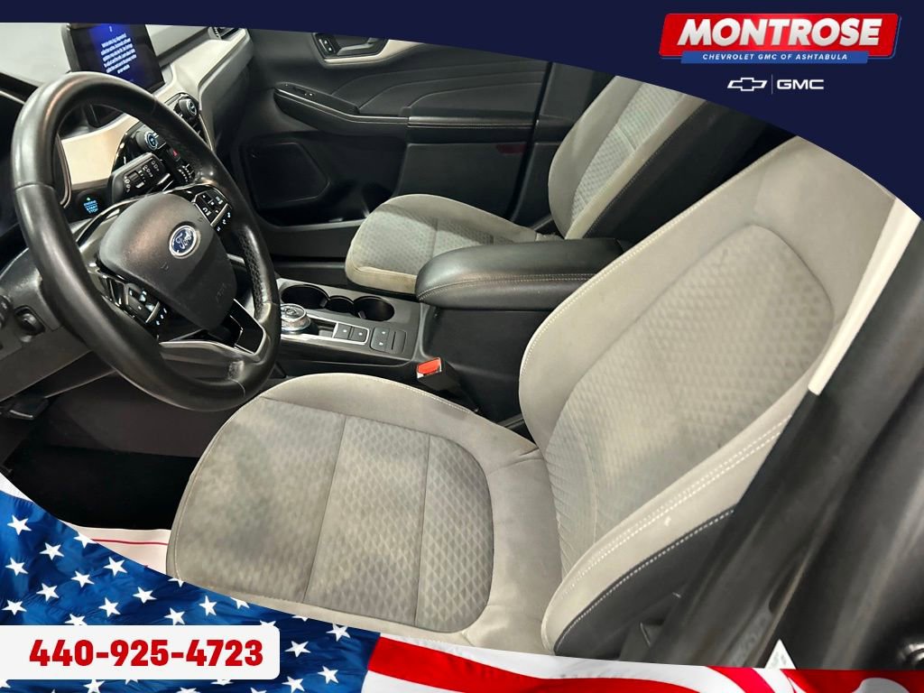 Used 2022 Ford Escape SE w/ Cold Weather Package AWD/4WD image 11