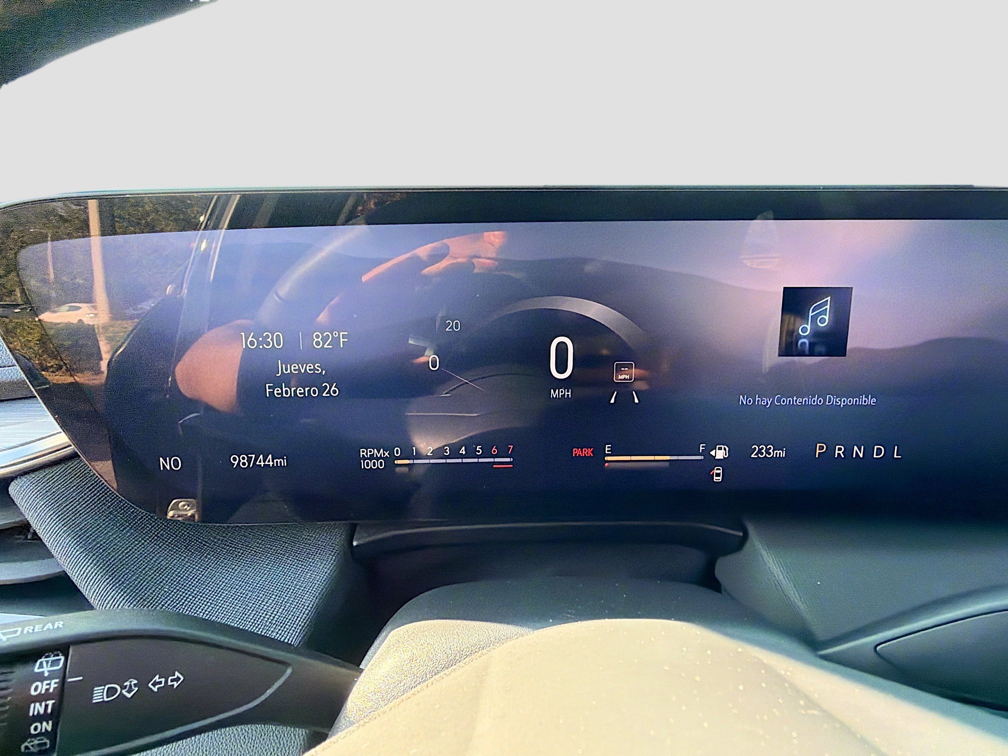 Used 2025 Buick Enclave Preferred image 39