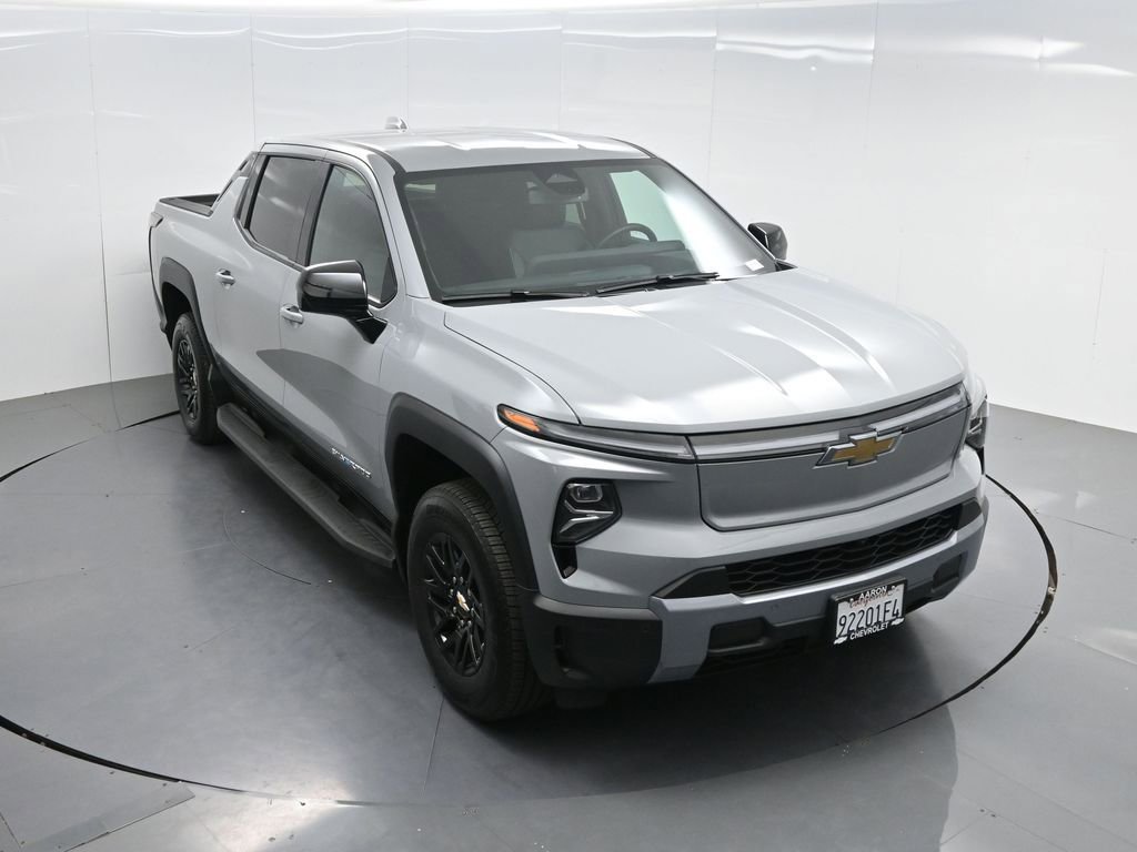 Used 2026 Chevrolet Silverado EV LT AWD/4WD image 43