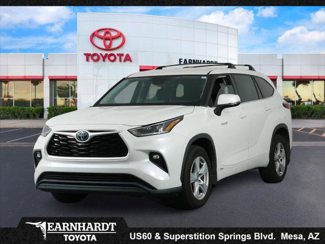 Certified 2021 Toyota Highlander LE AWD/4WD image 1