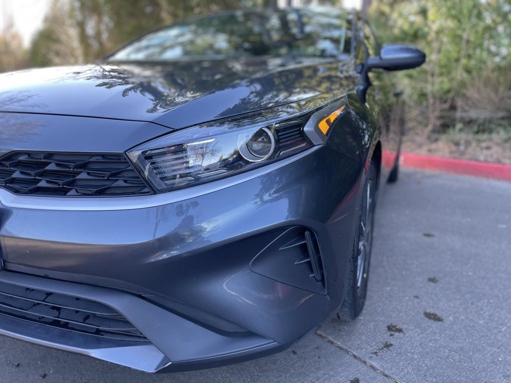 Used 2022 Kia Forte LXS image 10