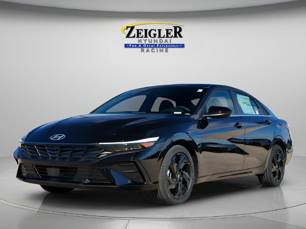 New 2026 Hyundai Elantra SEL Sport FWD image 3