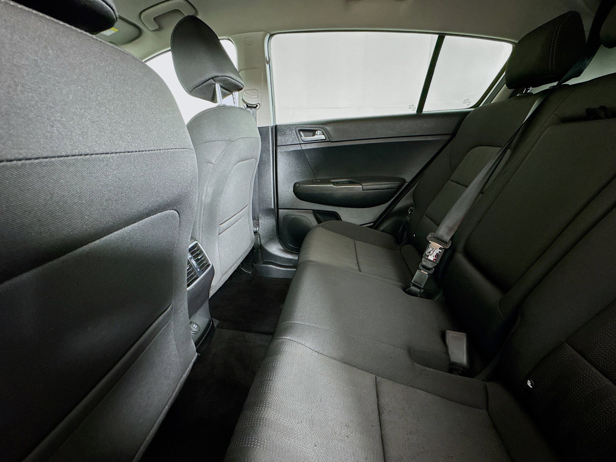 Used 2019 Kia Sportage LX image 23