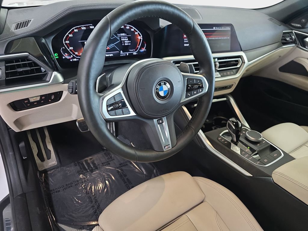 Used 2023 BMW M440i Convertible w/ Premium Package image 13