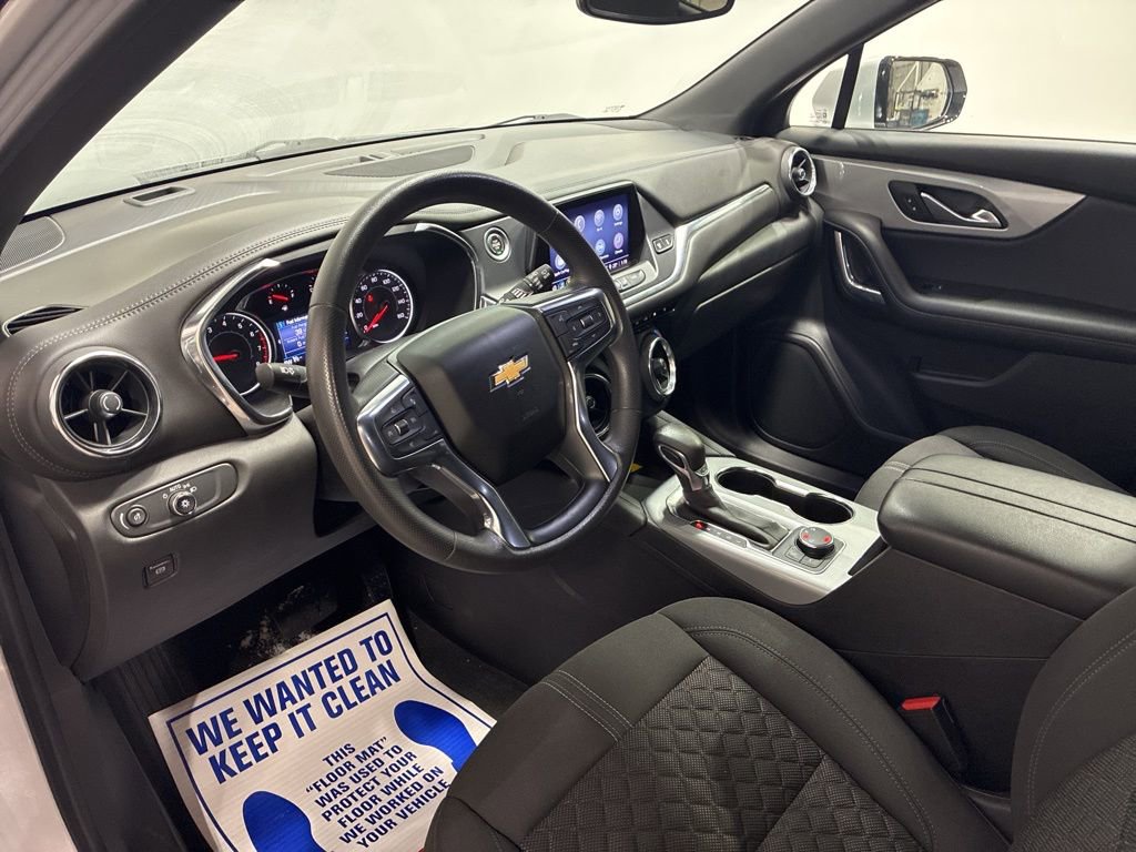 Used 2022 Chevrolet Blazer LT image 12