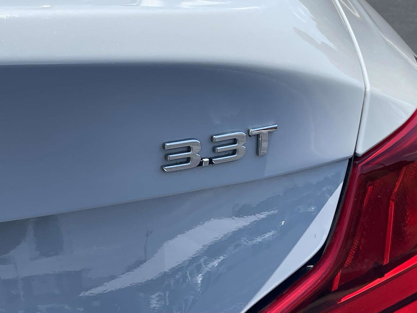 Used 2019 Genesis G70 3.3T Advanced w/ Prestige Package RWD image 8