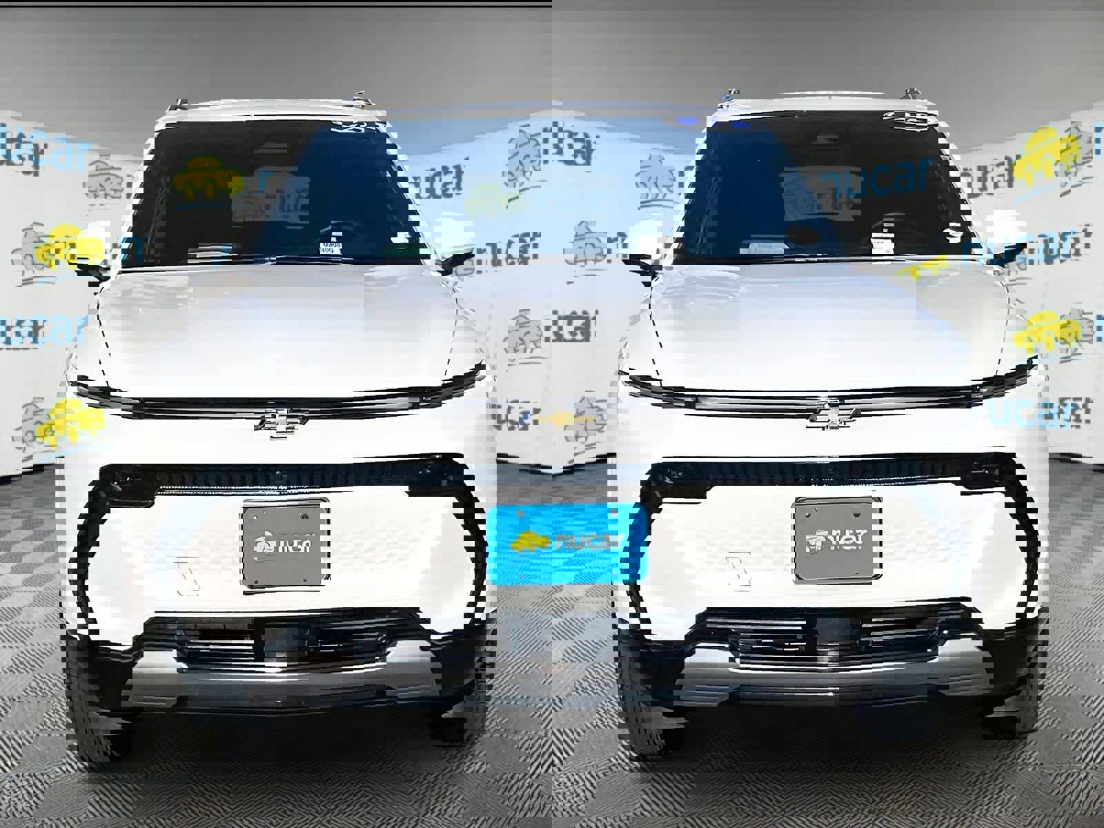 Used 2025 Chevrolet Equinox EV LT image 2