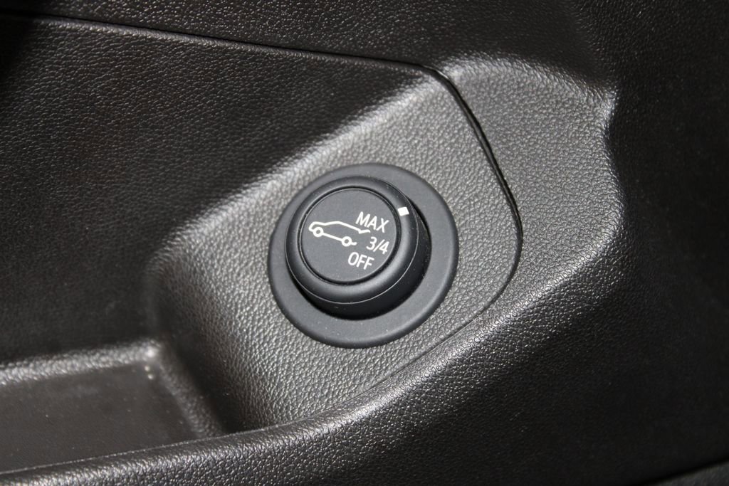 Used 2024 GMC Terrain SLT image 42