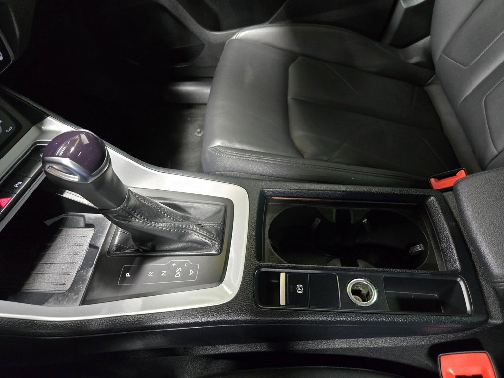 Used 2024 Audi Q3 2.0T Premium image 28