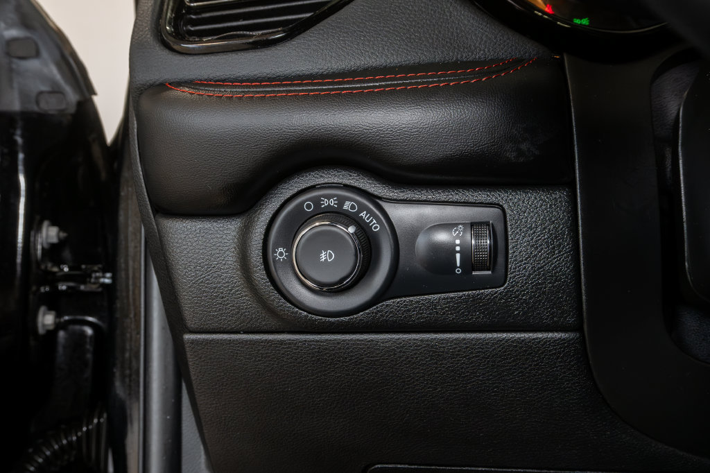 Used 2023 Dodge Durango R/T AWD/4WD image 14