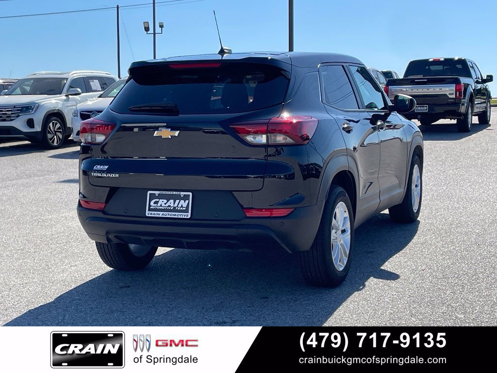 Used 2026 Chevrolet TrailBlazer LS w/ LS Convenience Package FWD image 8