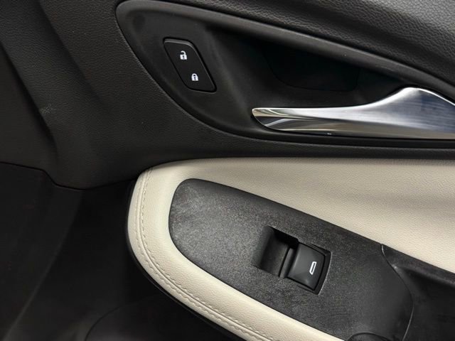 Used 2023 Buick Encore GX Essence w/ Experience Buick Package image 15