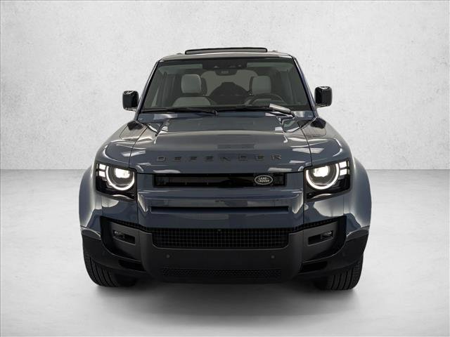 New 2026 Land Rover Defender 110 X-Dynamic SE image 3