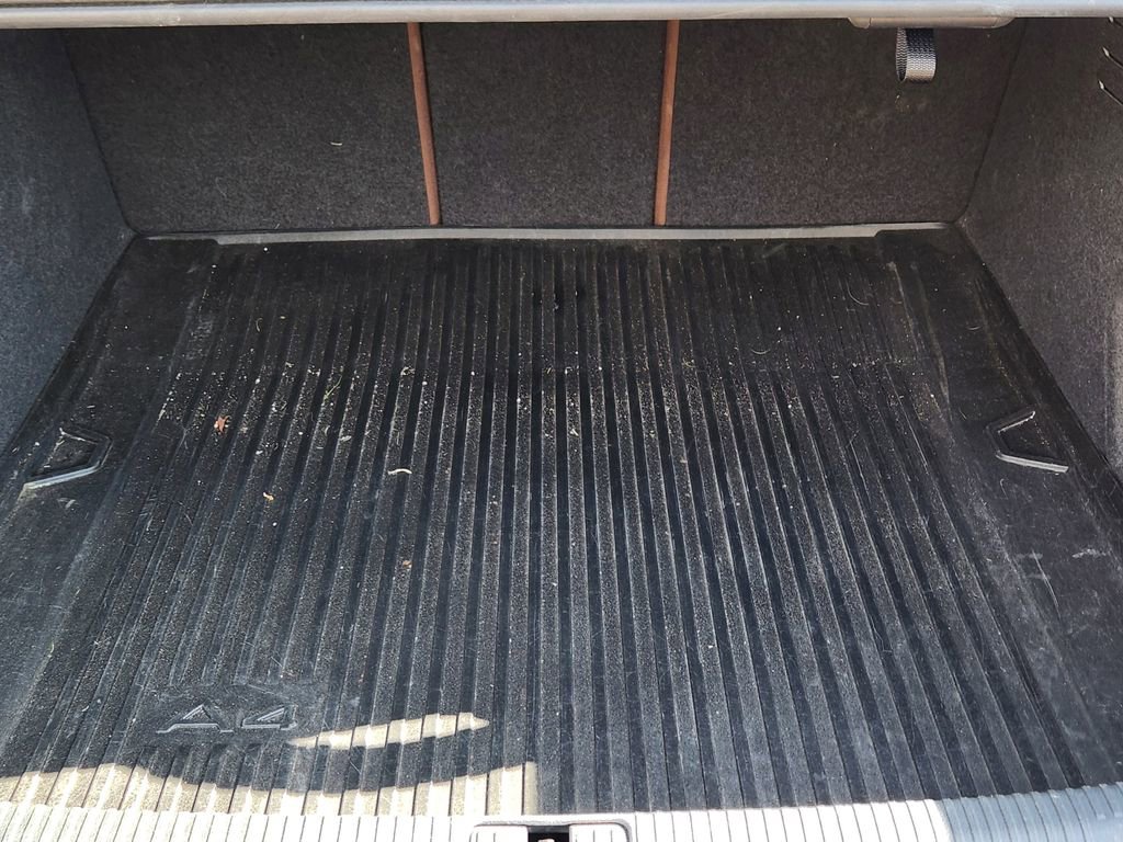 Used 2017 Audi A4 2.0T Premium Plus w/ Premium Plus Package image 25