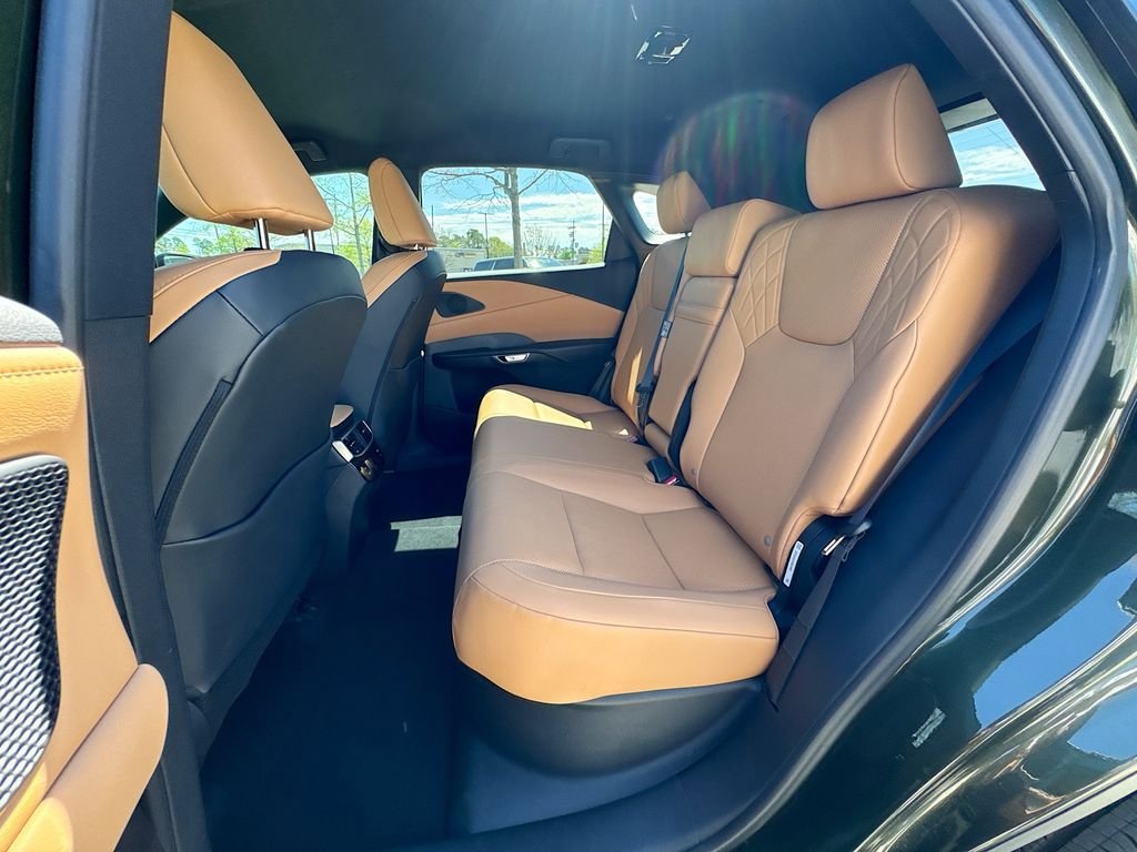 Used 2025 Lexus RX 350 FWD w/ Technology Package image 31