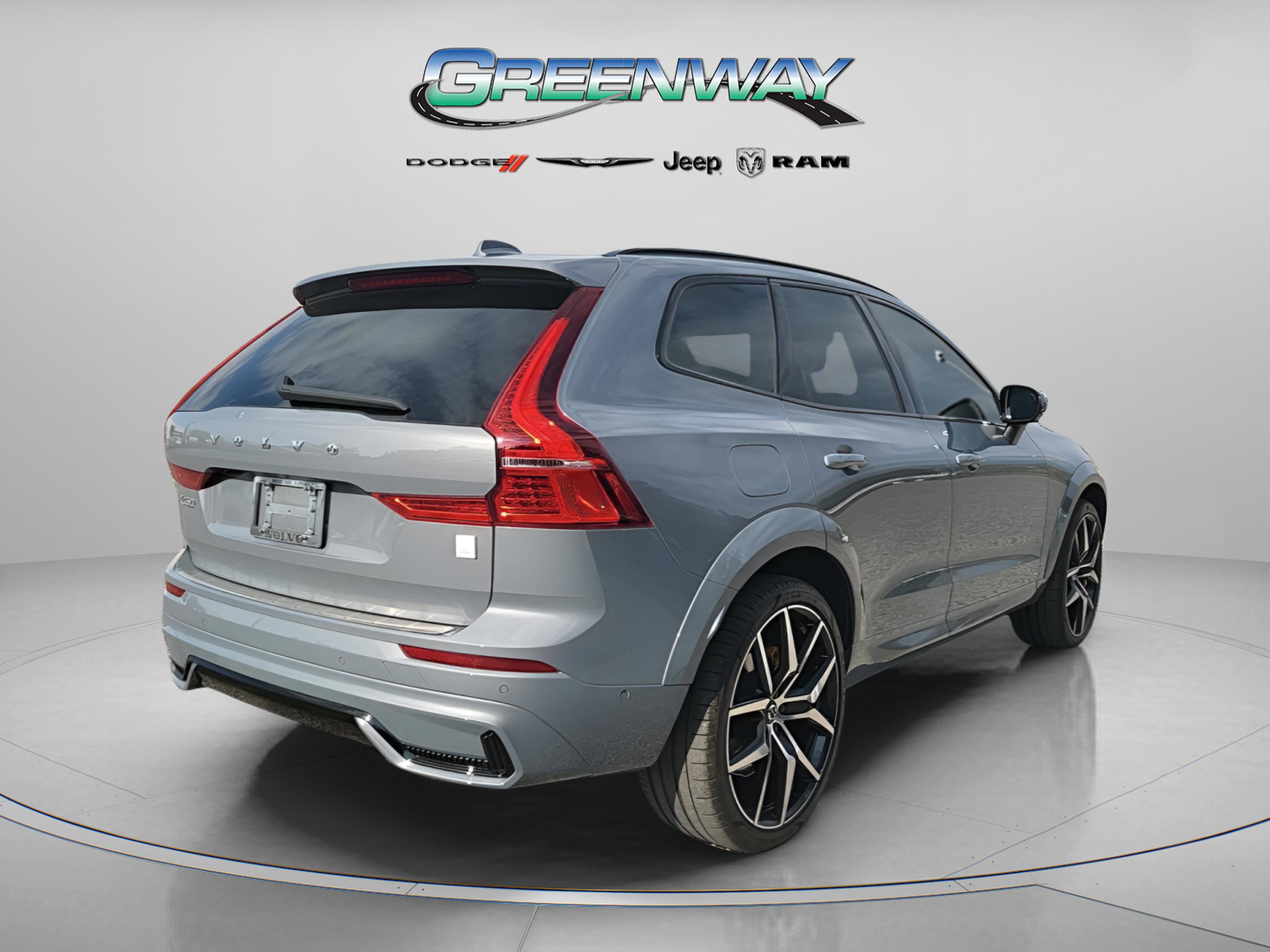 Used 2024 Volvo XC60 T8 Polestar w/ Protection Package Premier image 3
