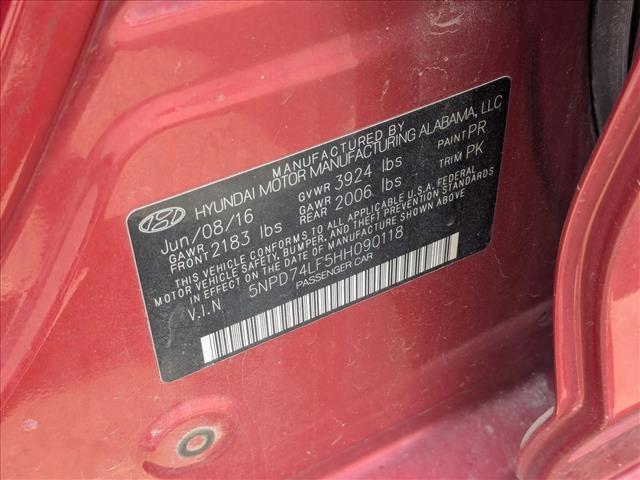 Used 2017 Hyundai Elantra SE image 15