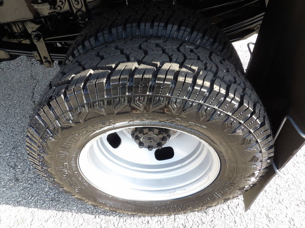 Used 2023 Ford F350 XLT AWD/4WD image 44