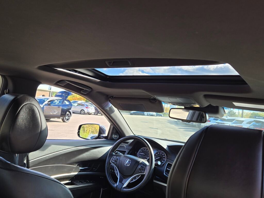 Used 2019 Acura RLX Sport Hybrid w/ Advance Pkg image 12