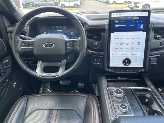 Used 2023 Ford Expedition Limited image 16