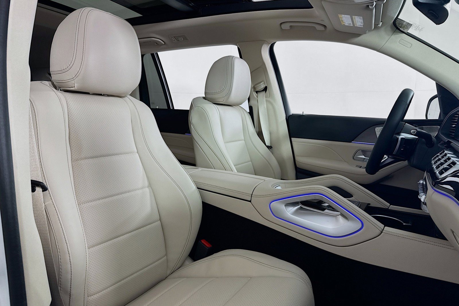 New 2026 Mercedes-Benz GLS 450 4MATIC image 6