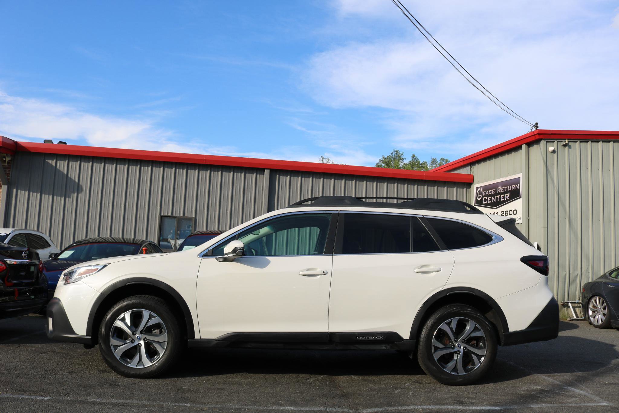 Used 2020 Subaru Outback Limited image 4
