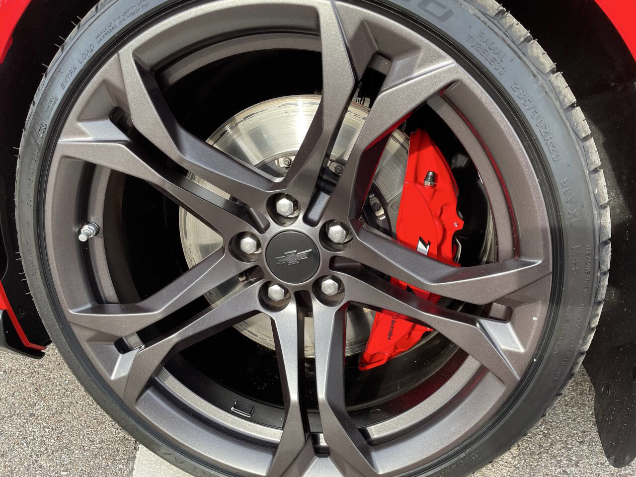 Used 2018 Chevrolet Camaro SS image 26