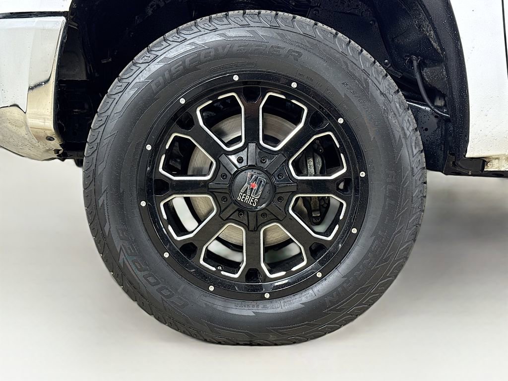 Certified 2019 Toyota Tundra SR5 w/ SR5 Upgrade Package image 25