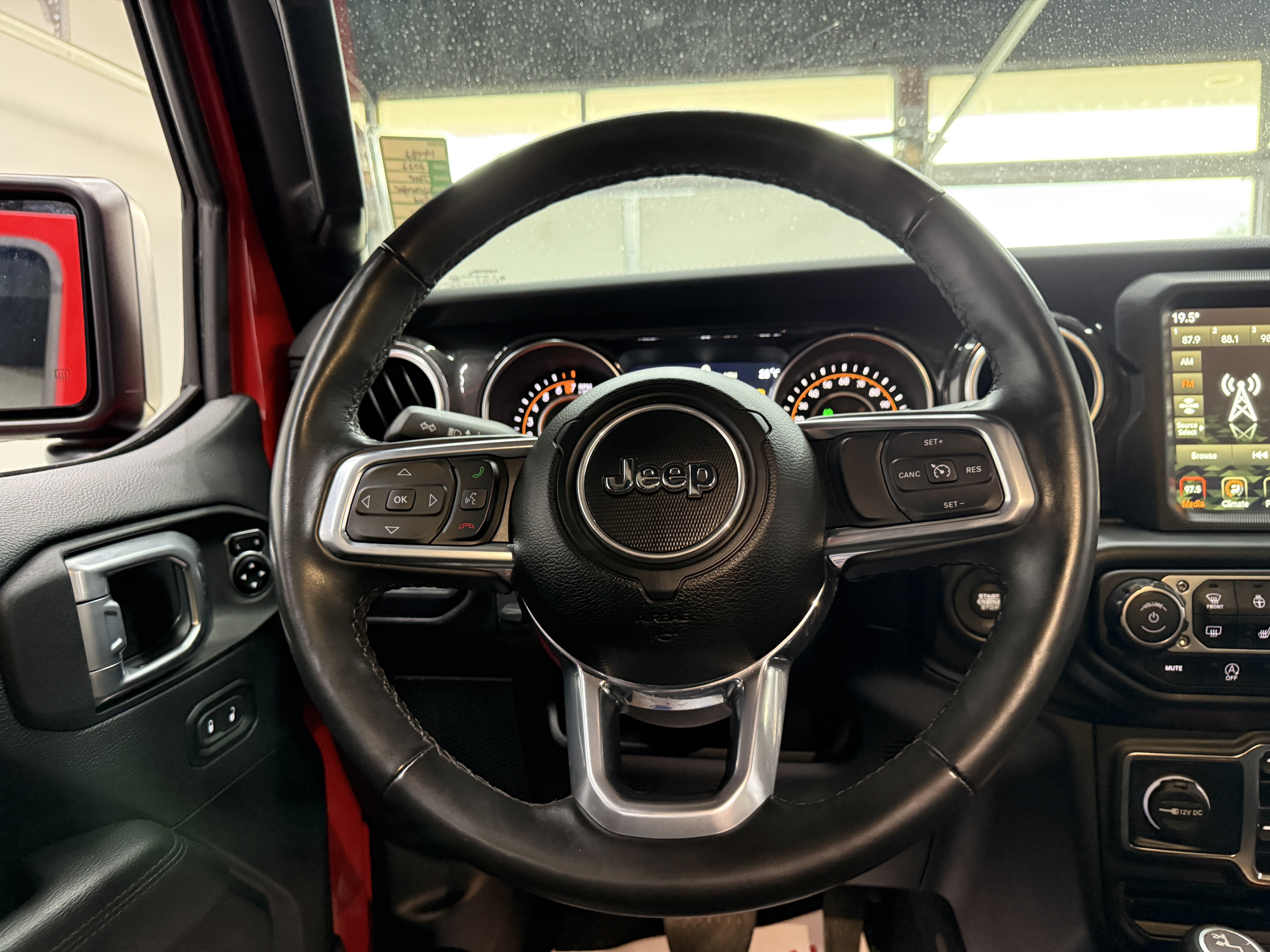 Used 2022 Jeep Wrangler Unlimited Sahara w/ Altitude AWD/4WD image 12