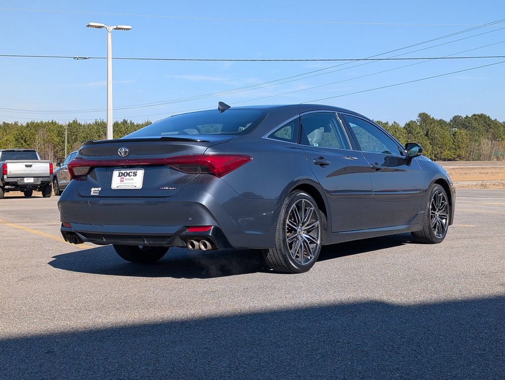 Used 2019 Toyota Avalon Touring w/ Advanced Safety Package image 5
