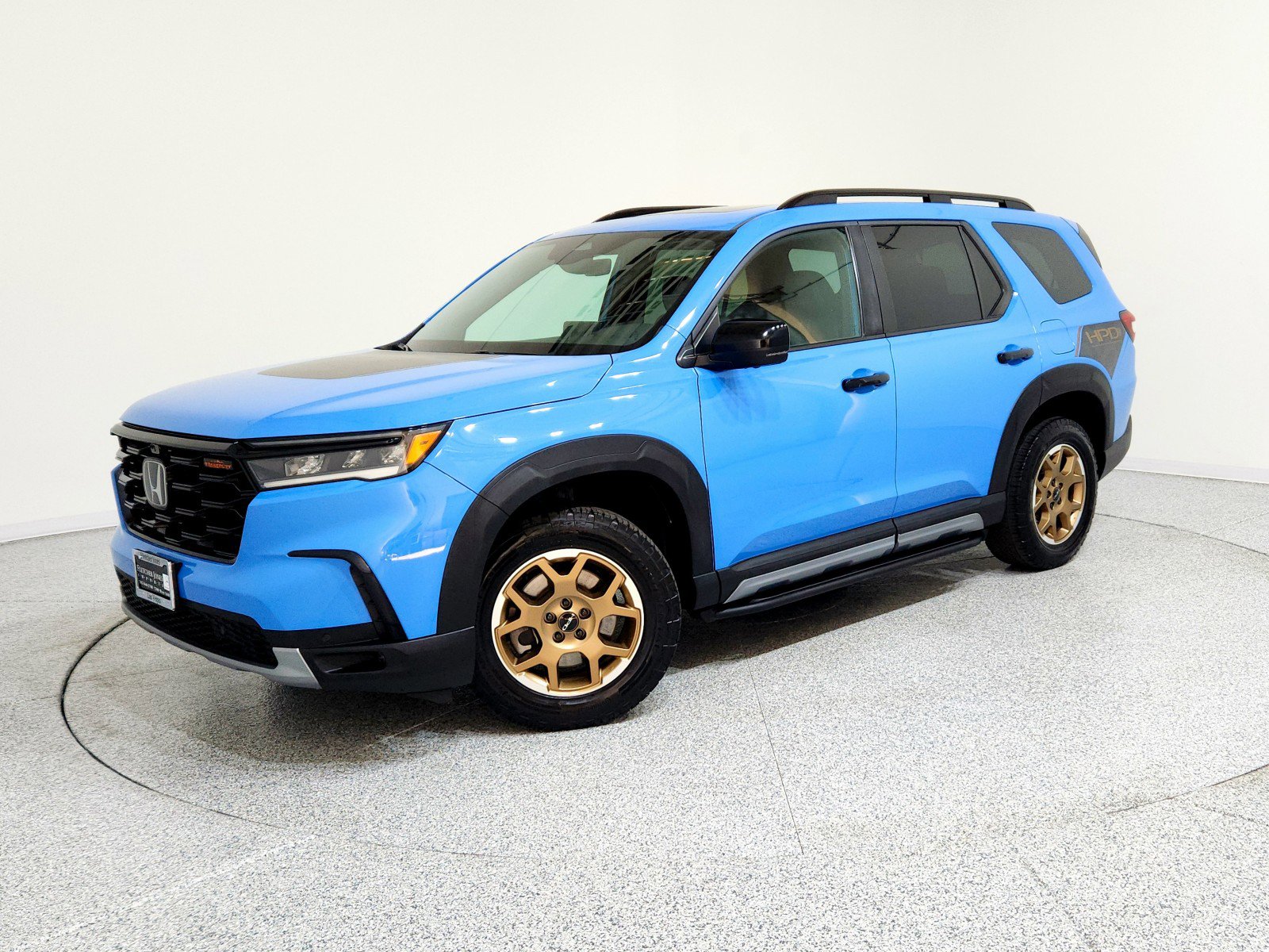 Used 2023 Honda Pilot TrailSport image 1