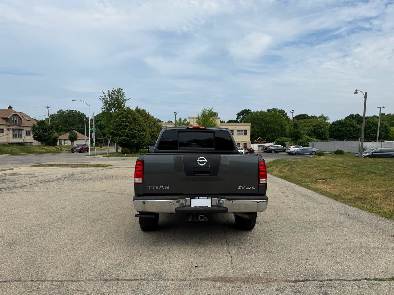 Used 2011 Nissan Titan SV w/ SV Premium Utility Pkg AWD/4WD image 6