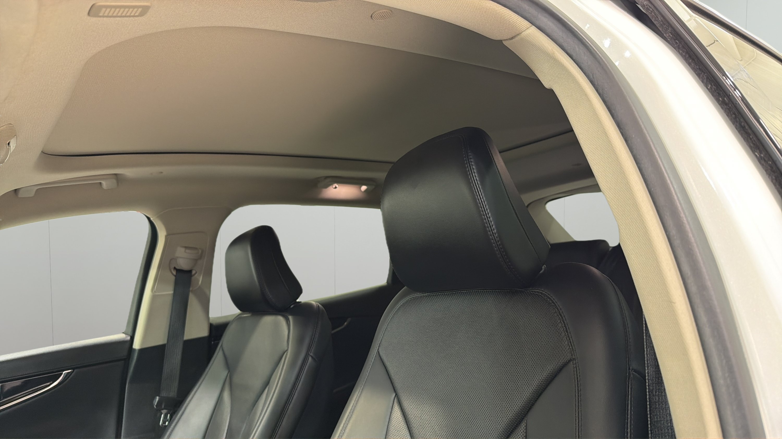 Certified 2022 Lincoln Nautilus Reserve FWD image 12