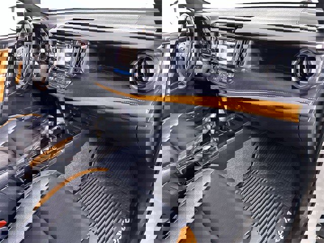 Used 2017 Toyota RAV4 SE w/ Power Extra Value Package image 30