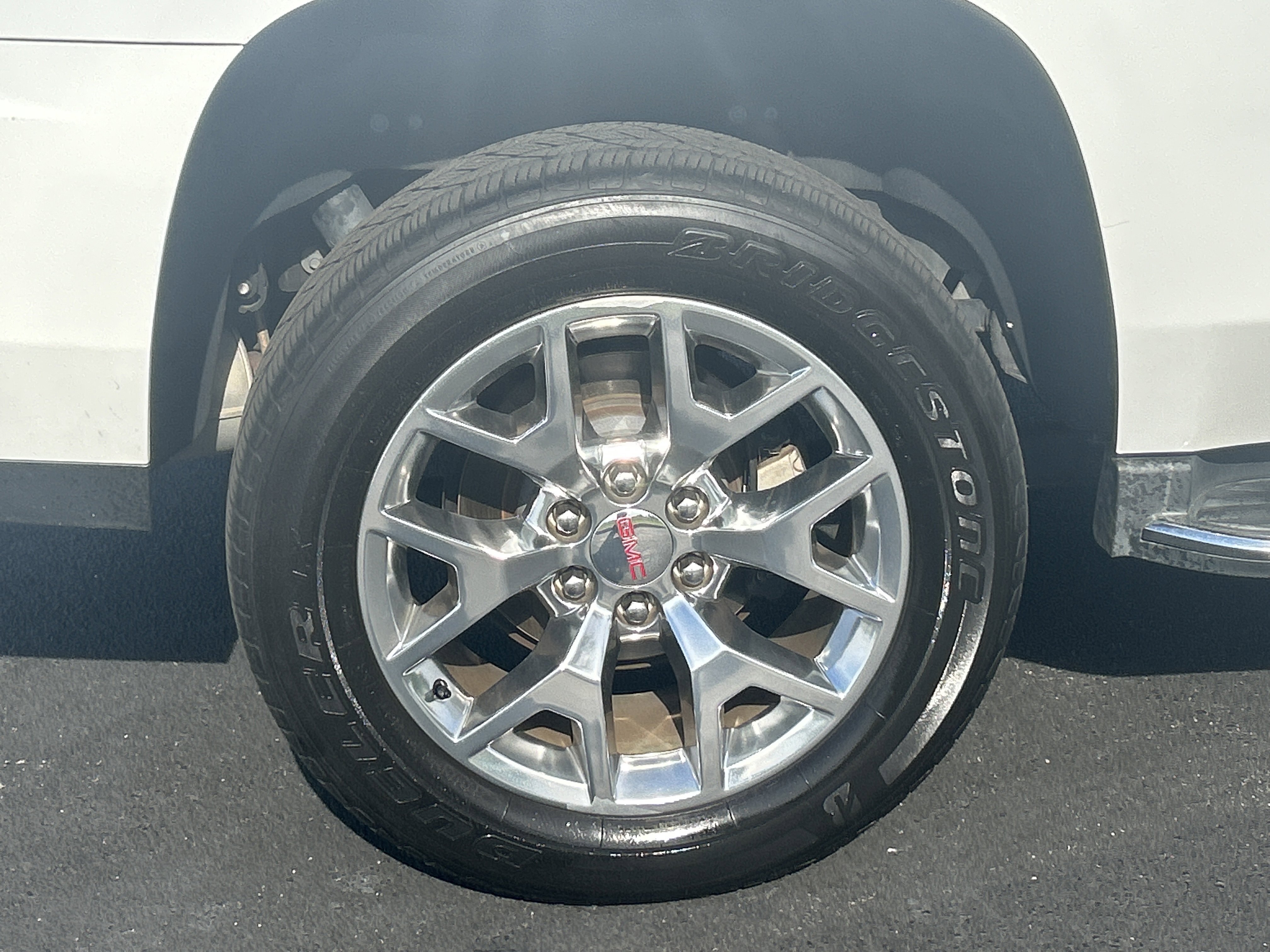 Used 2016 GMC Yukon SLT w/ Open Road Package AWD/4WD image 13