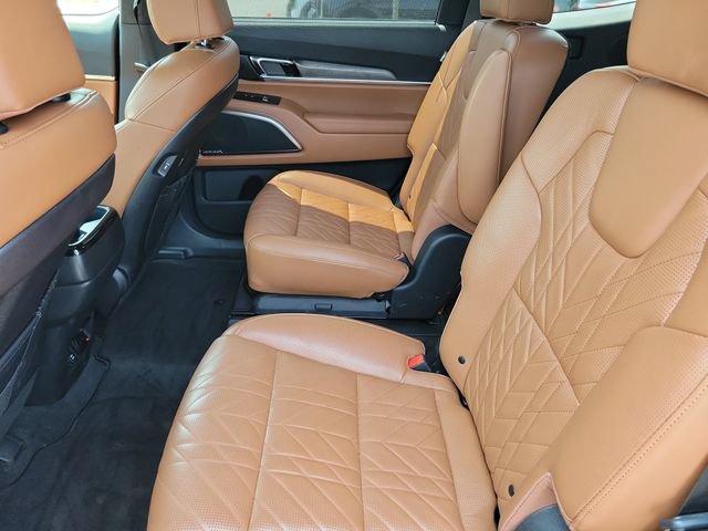 Certified 2025 Kia Telluride SX Prestige X-Line AWD/4WD image 18