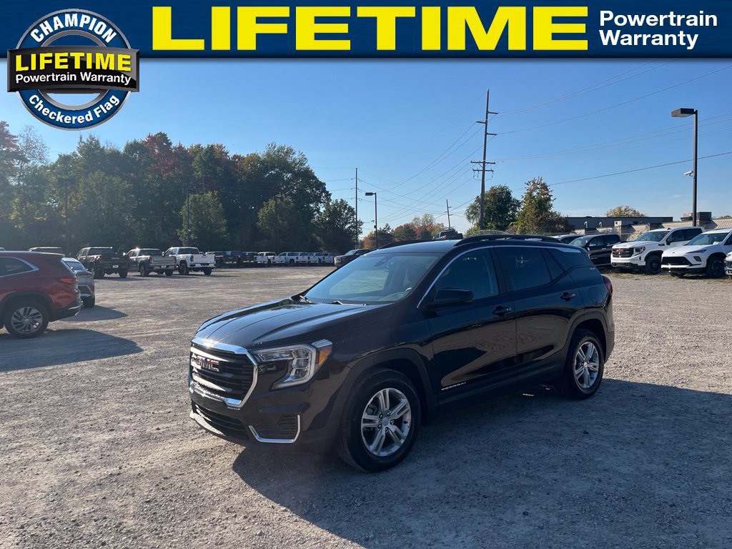 Used 2024 GMC Terrain SLE w/ Driver Convenience Package FWD image 1