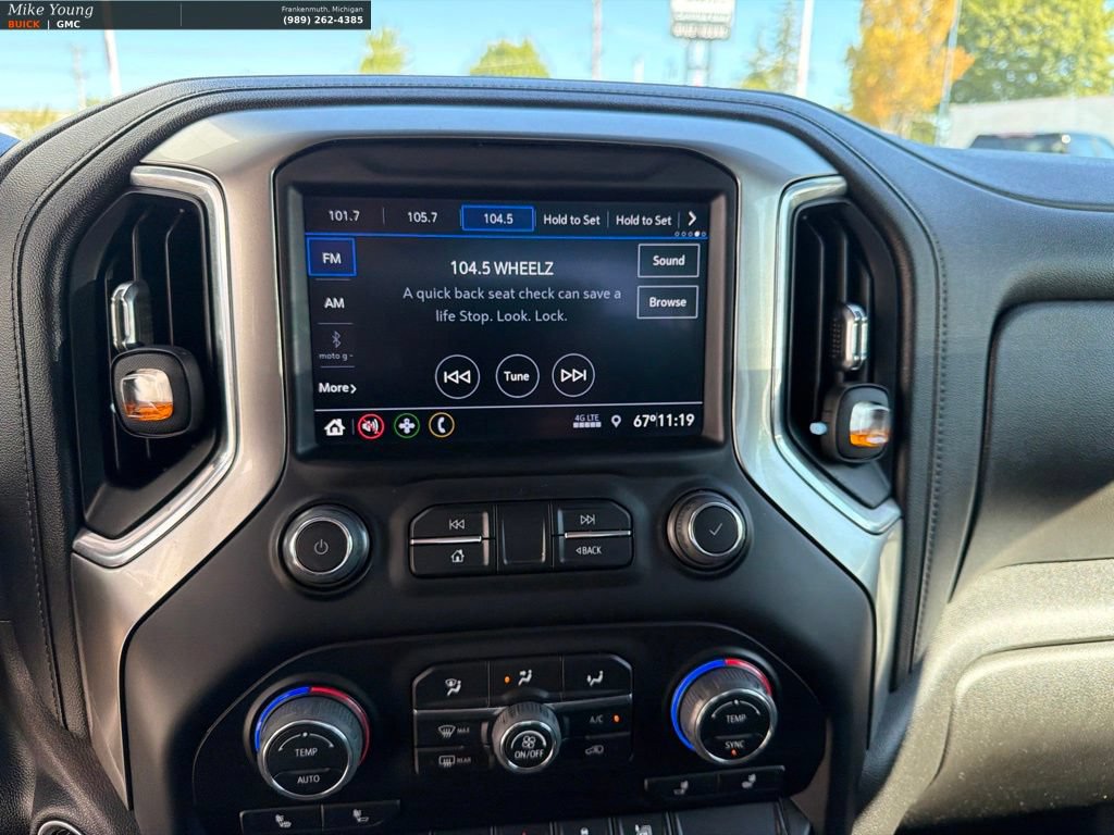 Used 2022 Chevrolet Silverado 1500 LT AWD/4WD image 18