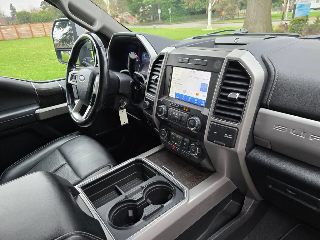 Used 2021 Ford F250 Lariat w/ Lariat Value Package AWD/4WD image 13