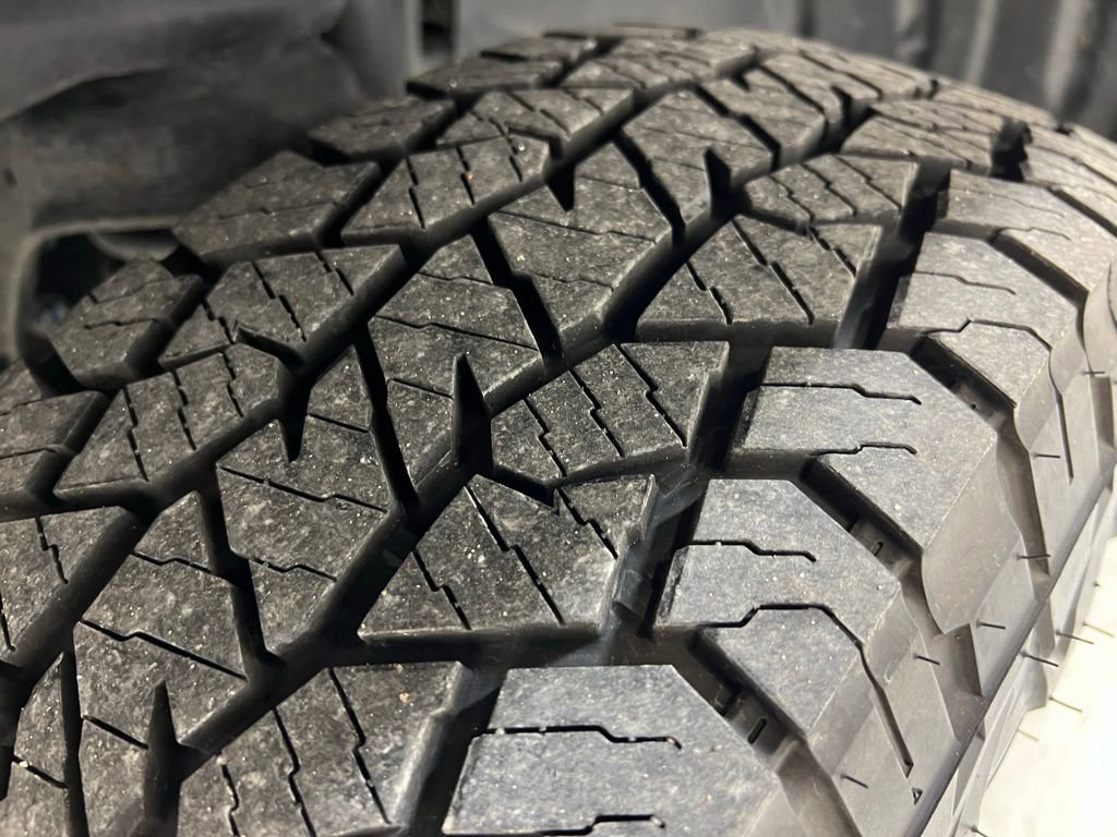 Used 2024 Jeep Gladiator Sport image 33