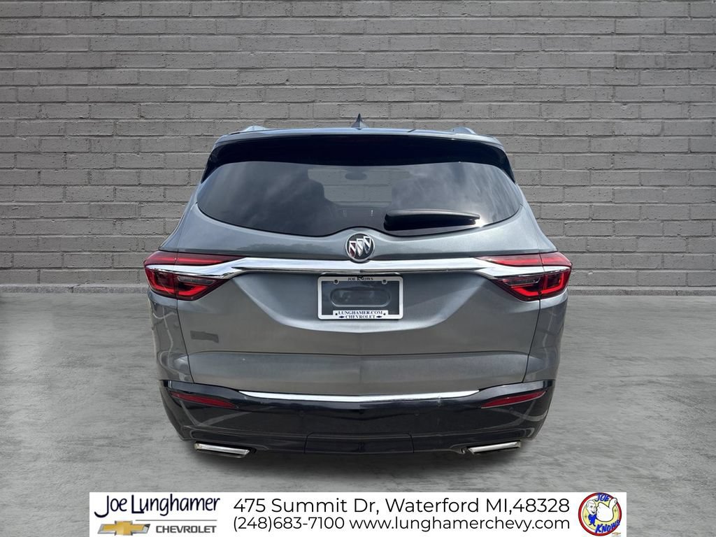 Used 2018 Buick Enclave Essence AWD/4WD image 4