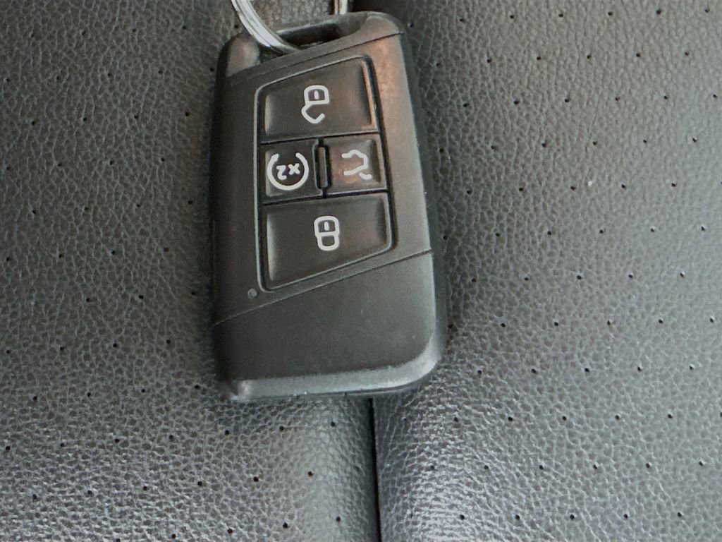 Used 2019 Volkswagen Atlas SE w/ Towing Package FWD image 36