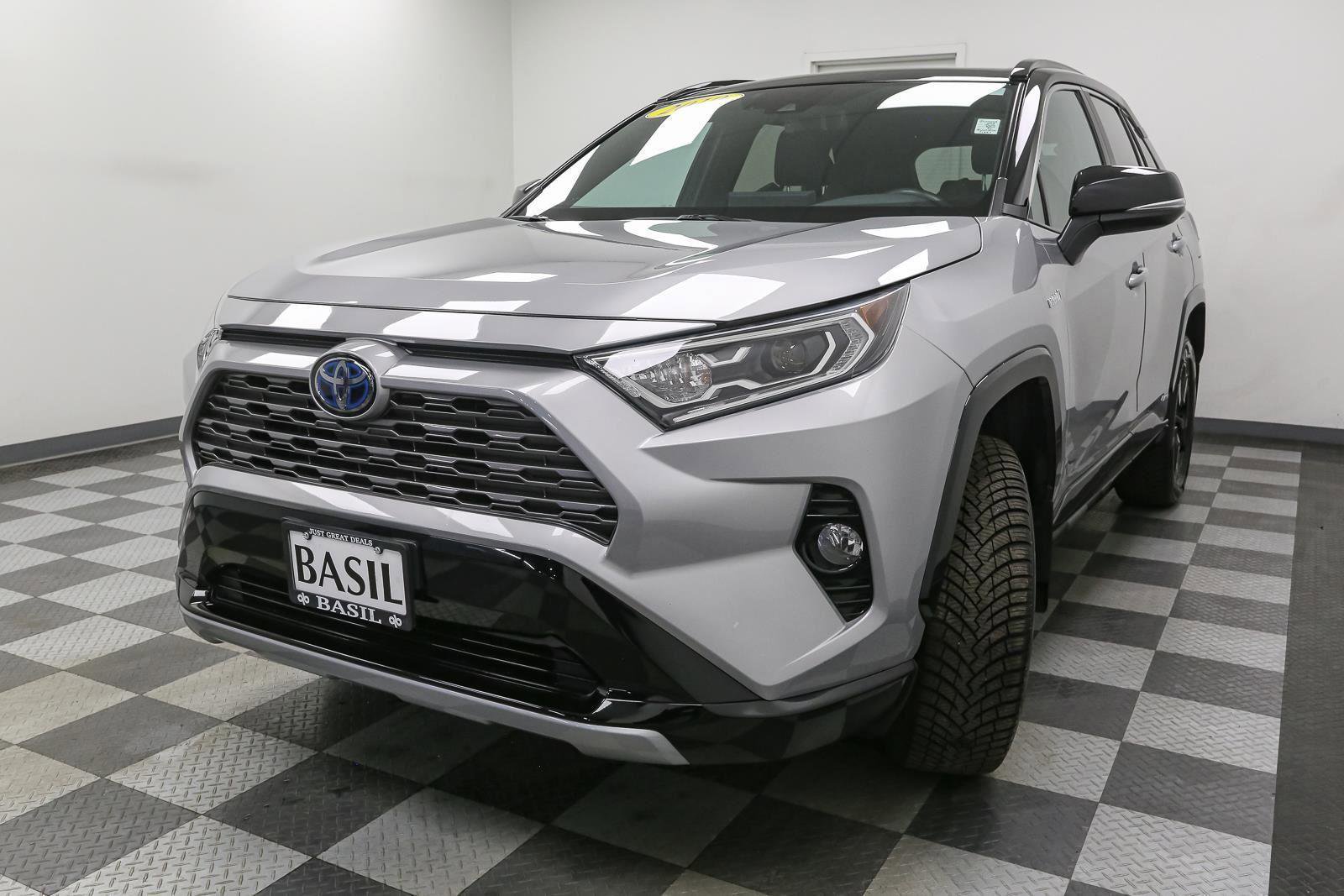Used 2019 Toyota RAV4 XSE w/ Carpet Mat Package AWD/4WD image 4