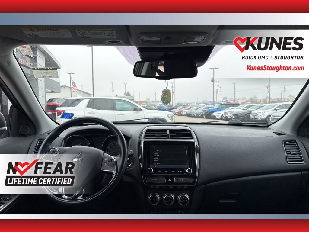 Used 2020 Mitsubishi Outlander Sport SE image 32