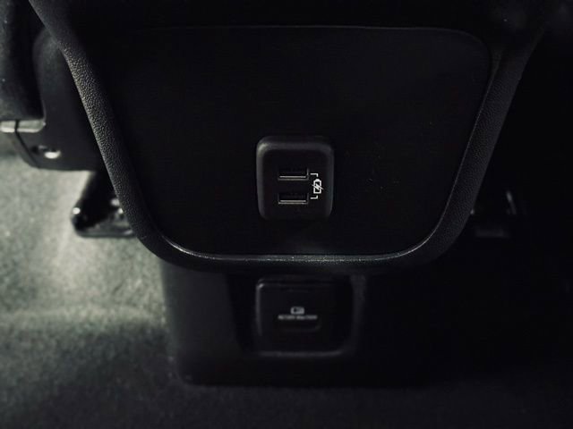 Used 2023 Chevrolet Equinox LT image 21