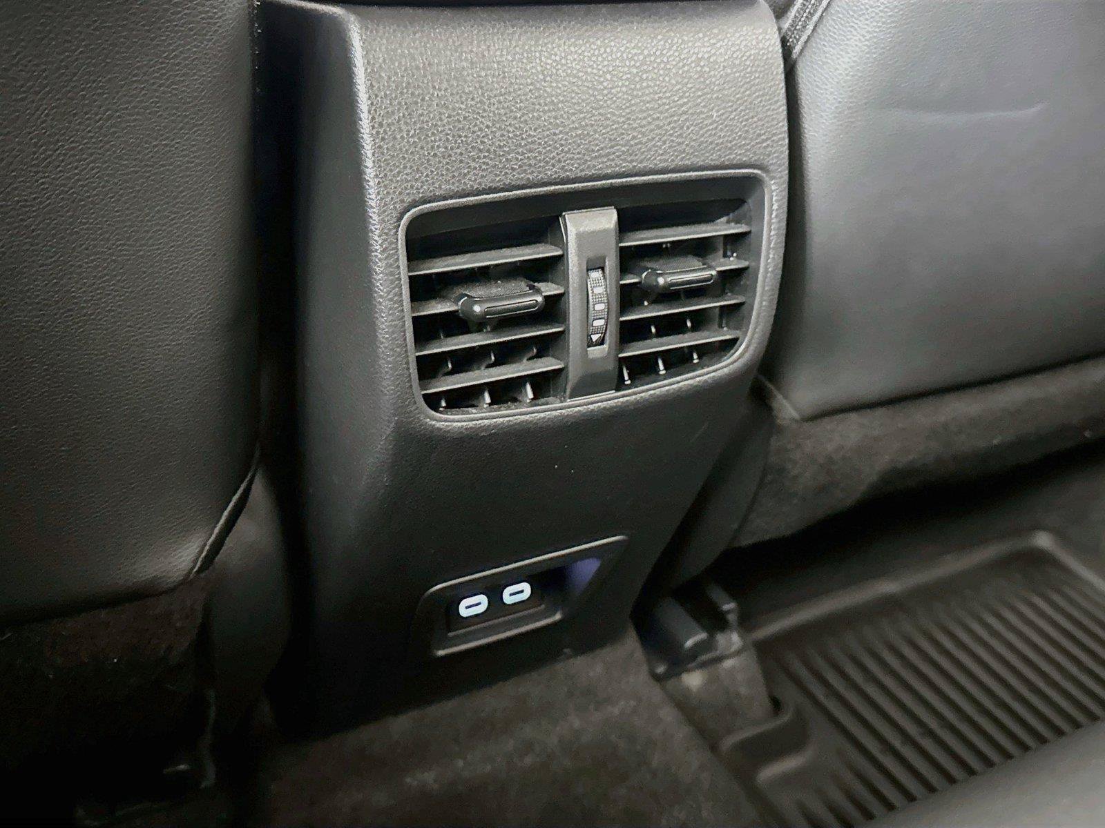 Certified 2025 Toyota Corolla Cross XLE FWD image 33