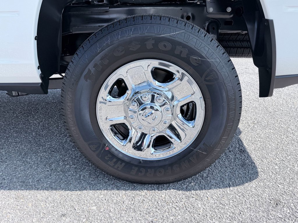 New 2026 RAM 2500 Tradesman w/ Chrome Appearance Group AWD/4WD image 33