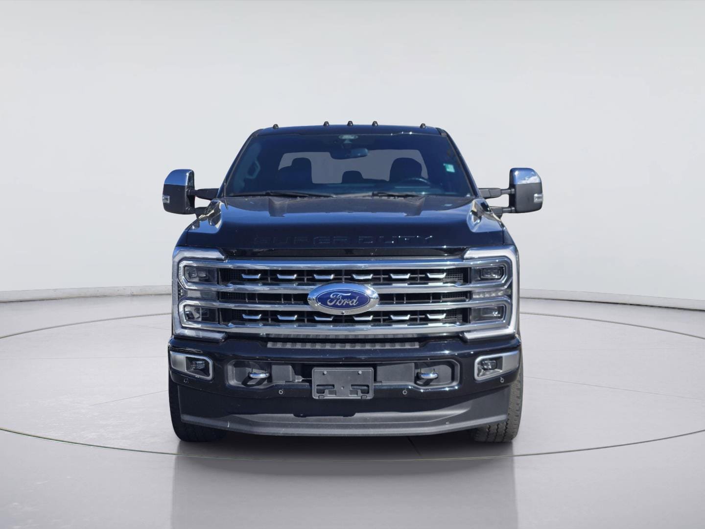 Used 2024 Ford F250 Platinum AWD/4WD image 2